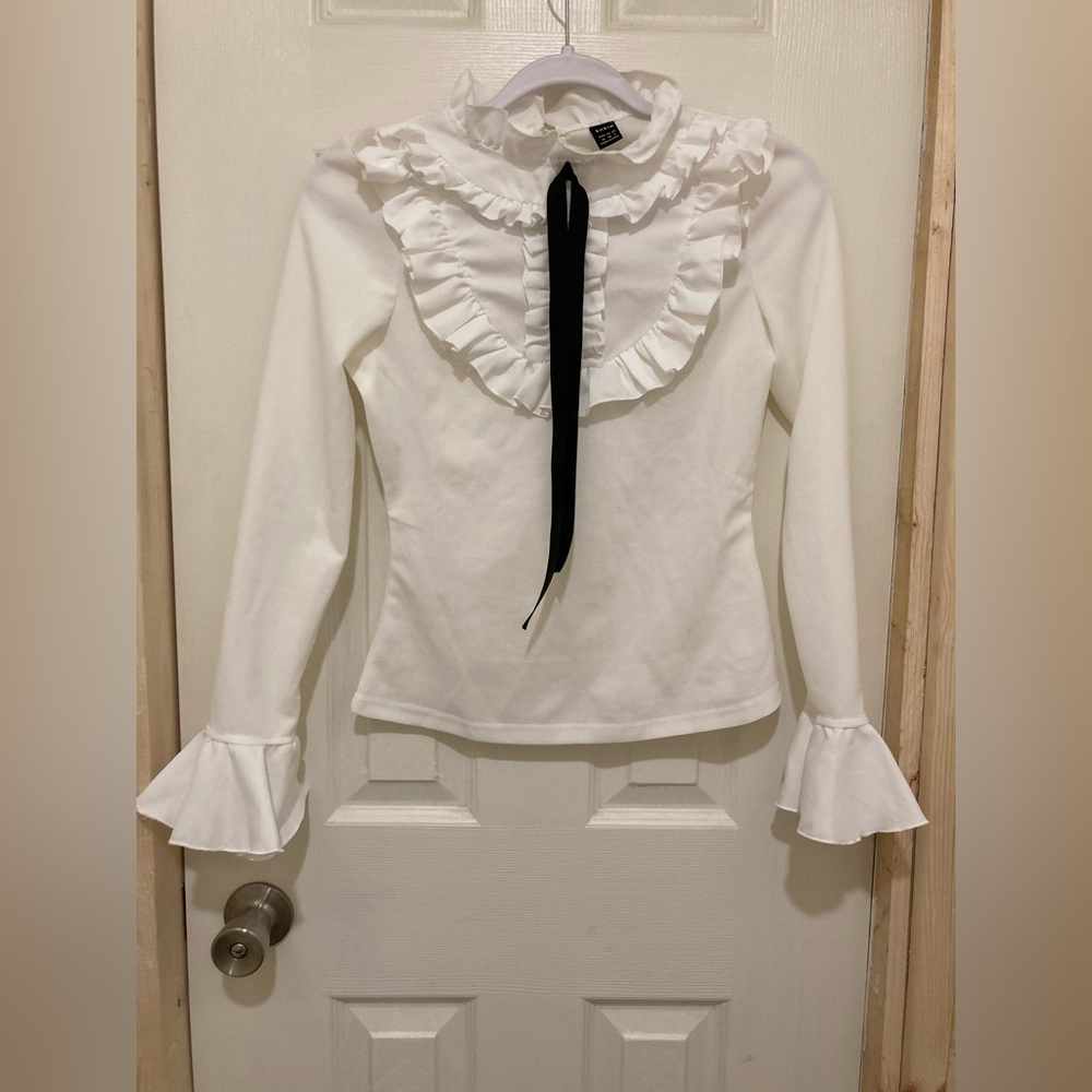 White work top - Picture 2 of 4